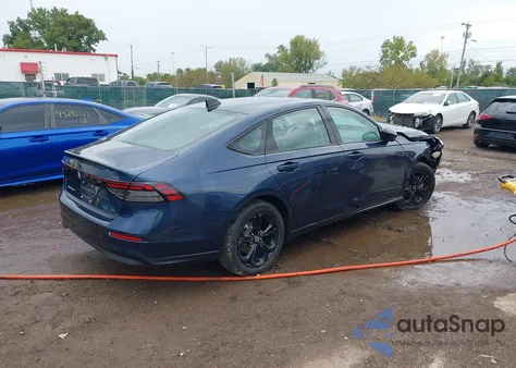 2025 Honda Accord Se из США, поврежденный, VIN 1HGCY1F44SA054065